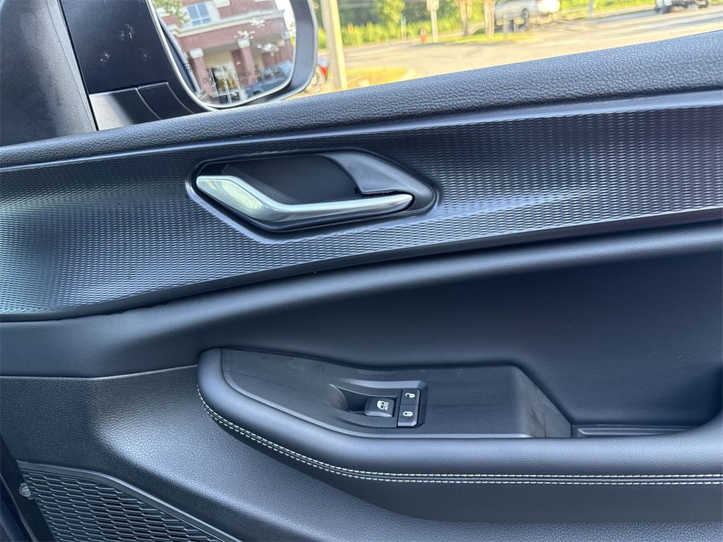 New 2025 Jeep Grand Cherokee L Laredo w/ Luxury Tech Group I image 30