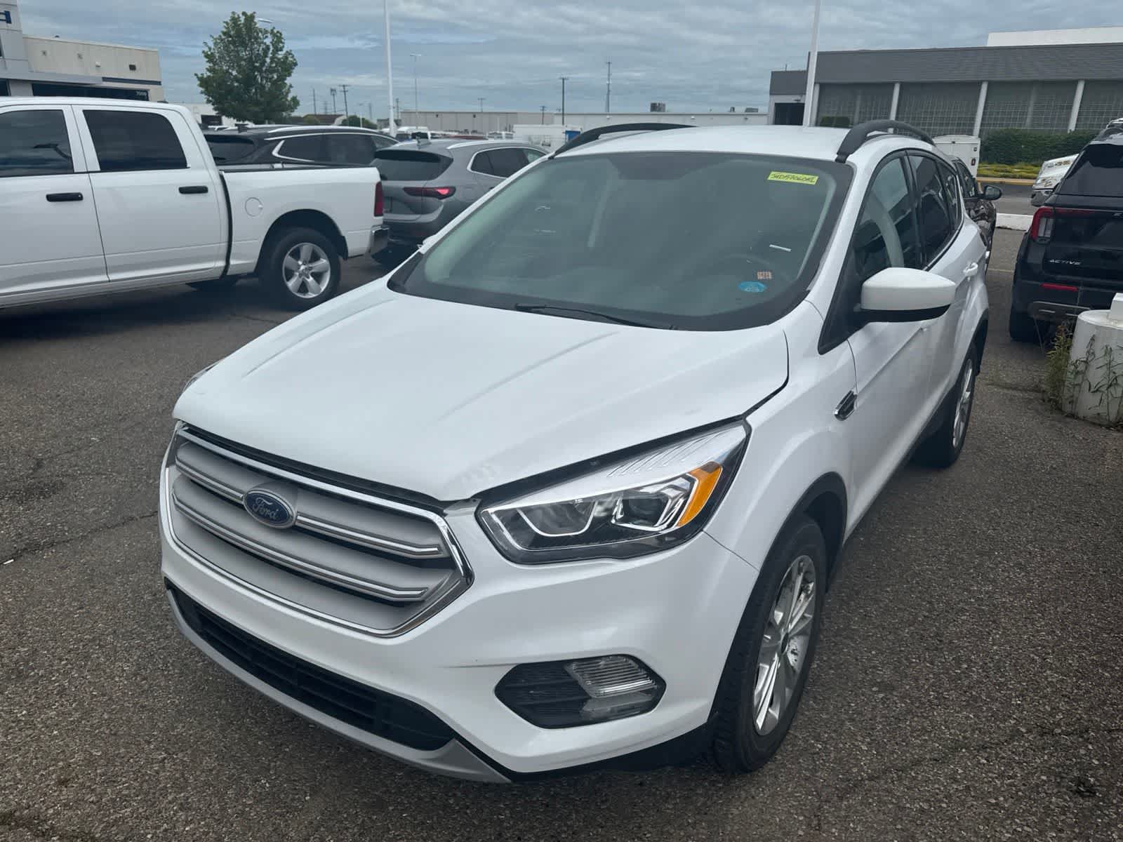 Used 2018 Ford Escape SEL FWD image 28