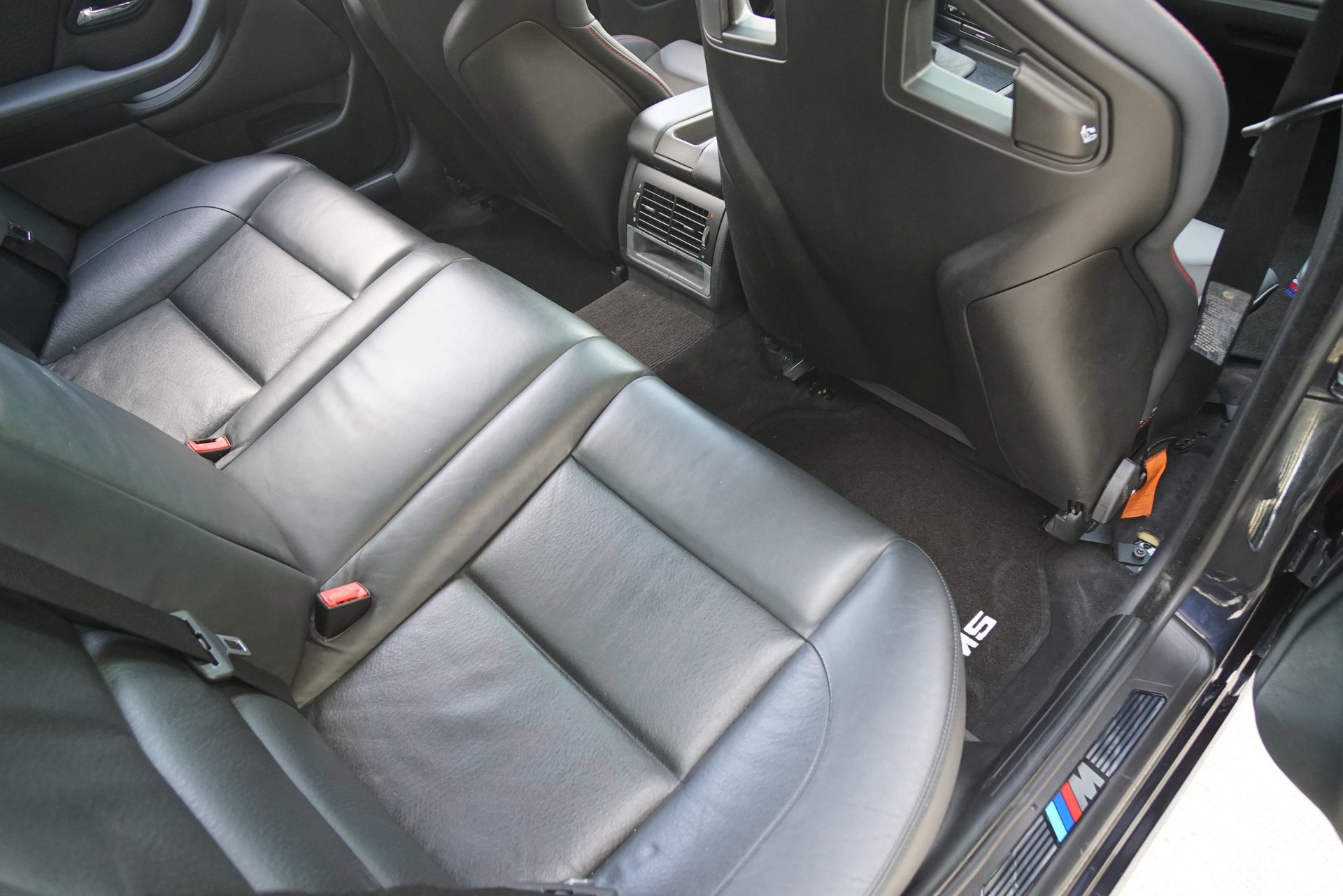 Used 2003 BMW M5 image 35