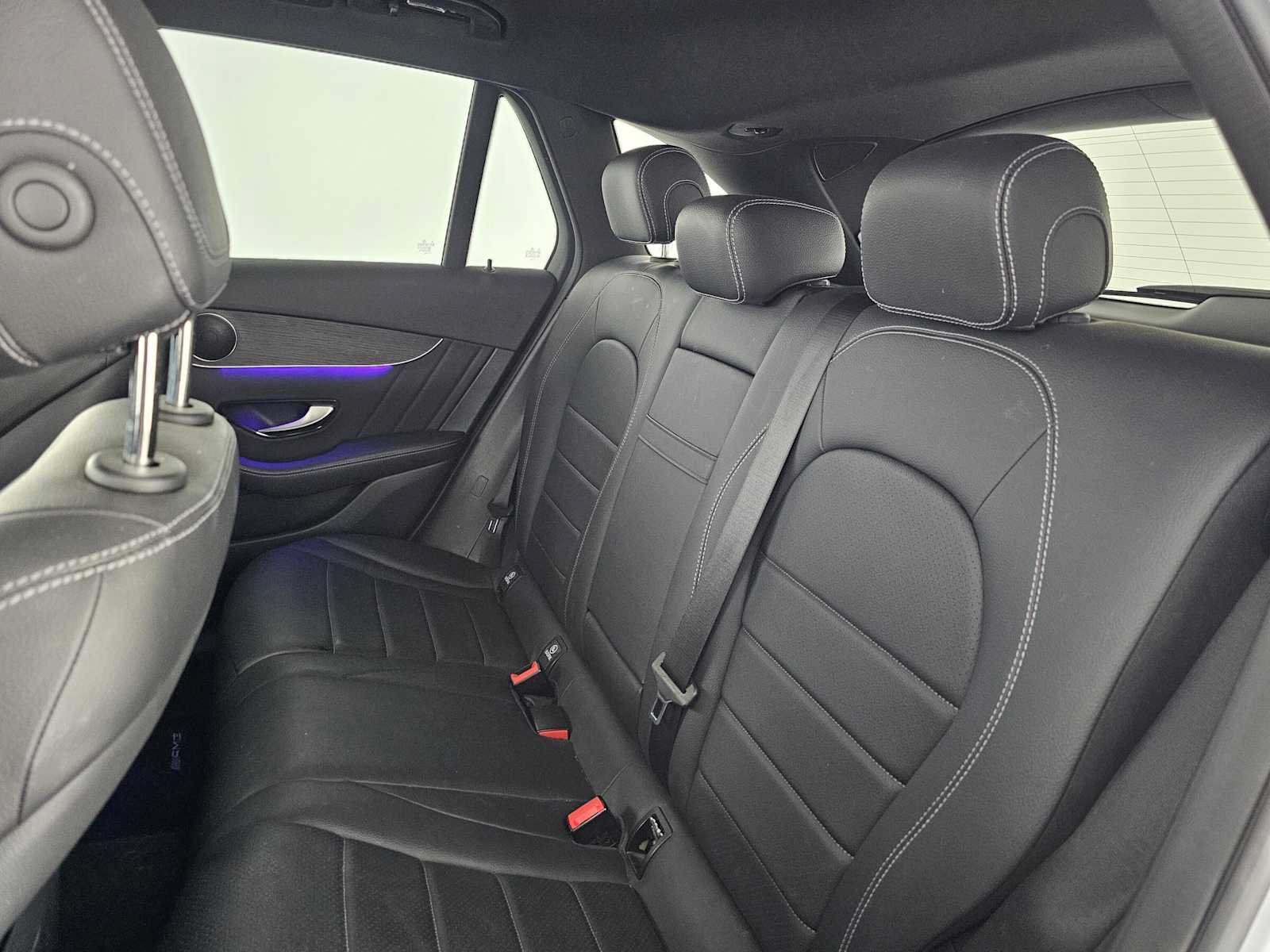 Used 2022 Mercedes-Benz GLC 300 image 17