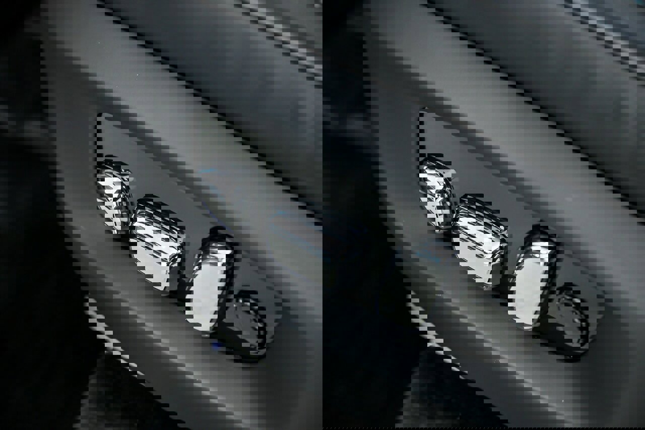 Used 2023 Rolls-Royce Cullinan Black Badge w/ Driver's Package image 28