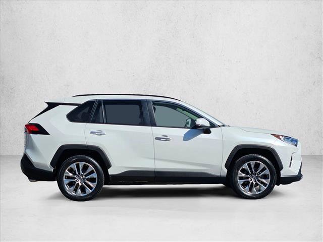 Used 2019 Toyota RAV4 Limited w/ Advanced Technology Package AWD/4WD image 4