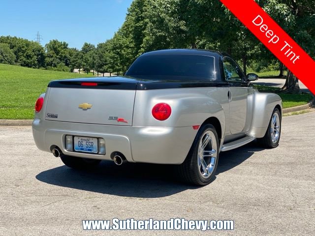 Used 2006 Chevrolet SSR w/ Preferred Equipment Group RWD image 15