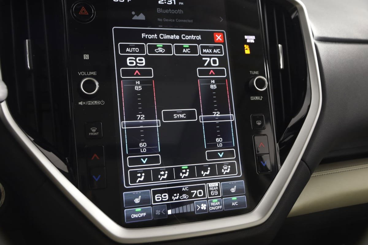 Used 2023 Subaru Ascent Limited w/ Technology Package AWD/4WD image 32