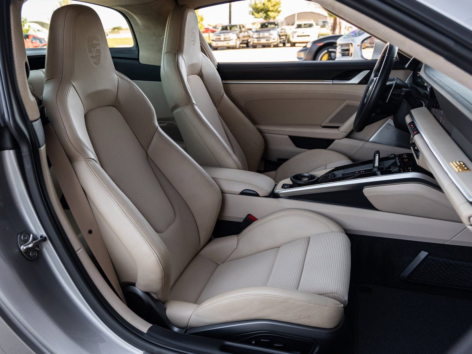 Certified 2021 Porsche 911 Targa 4S Heritage Design image 52