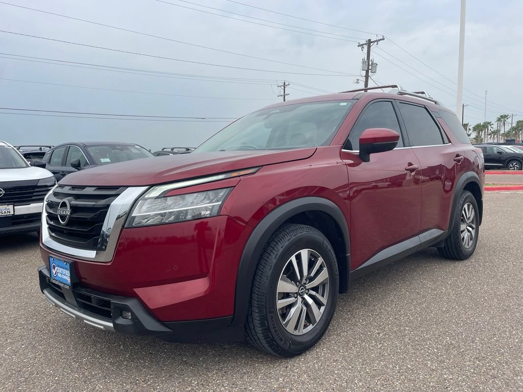 Certified 2022 Nissan Pathfinder SL FWD image 3