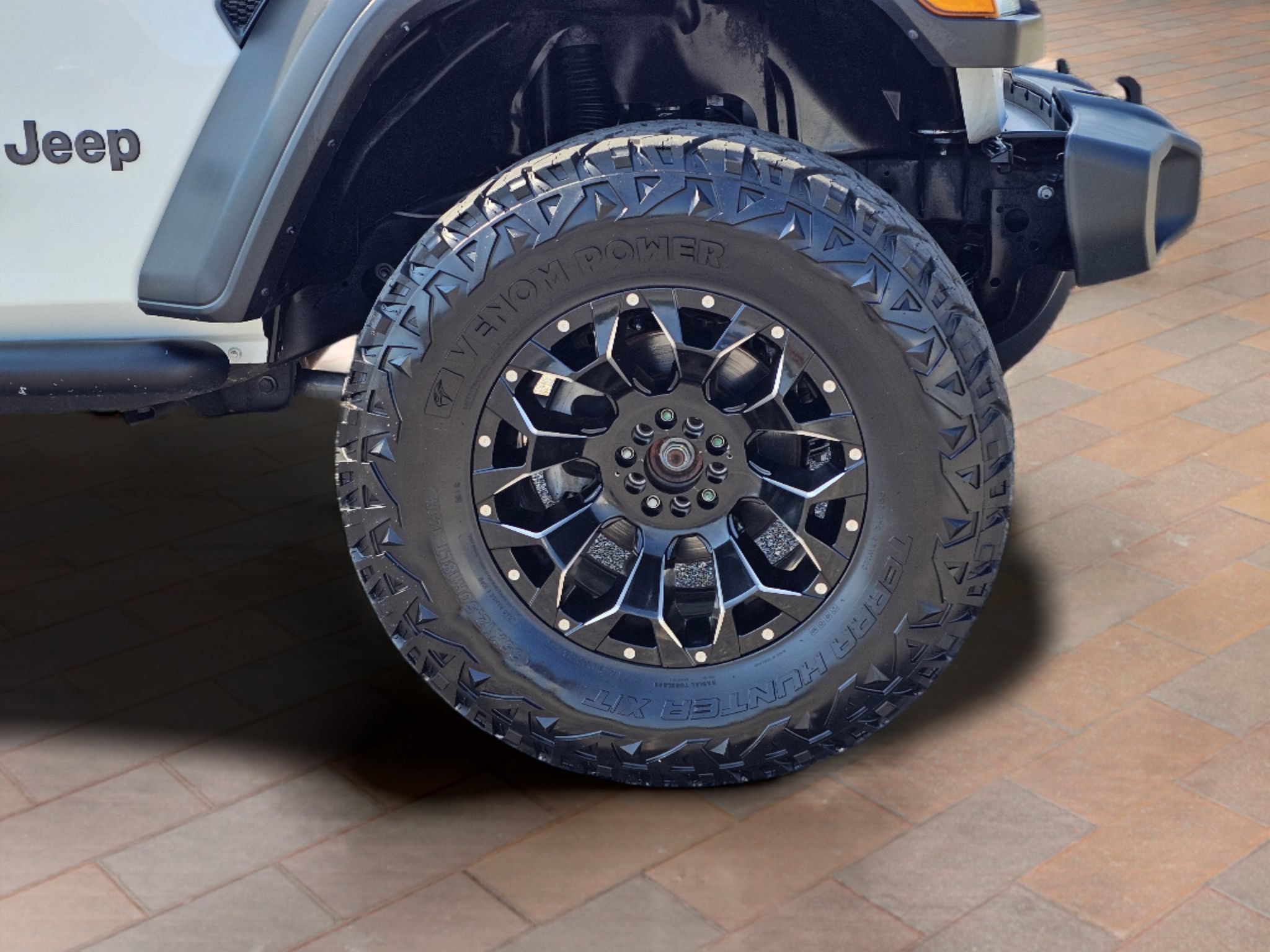 Used 2018 Jeep Wrangler Unlimited Sport S AWD/4WD image 6