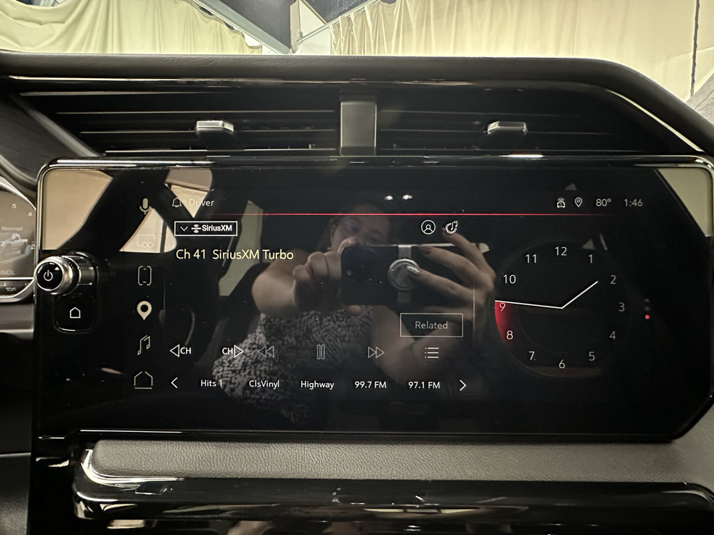 Used 2025 GMC Sierra 2500 AT4 AWD/4WD image 28