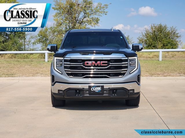 Used 2025 GMC Sierra 1500 SLT w/ SLT Premium Plus Package AWD/4WD image 5