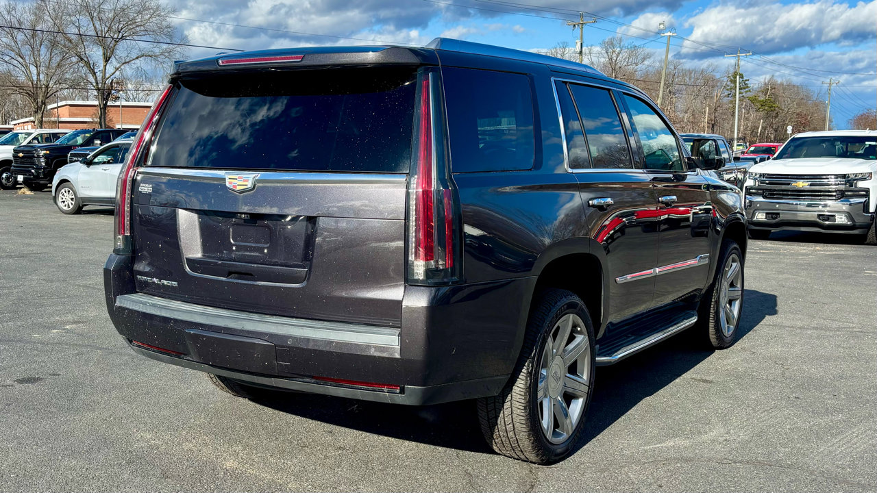 Used 2017 Cadillac Escalade Luxury image 6