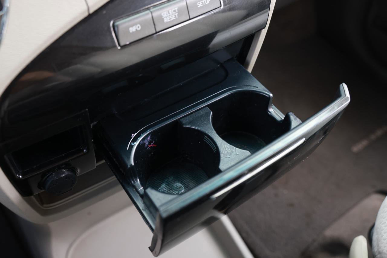 Used 2011 Toyota Sienna LE image 34