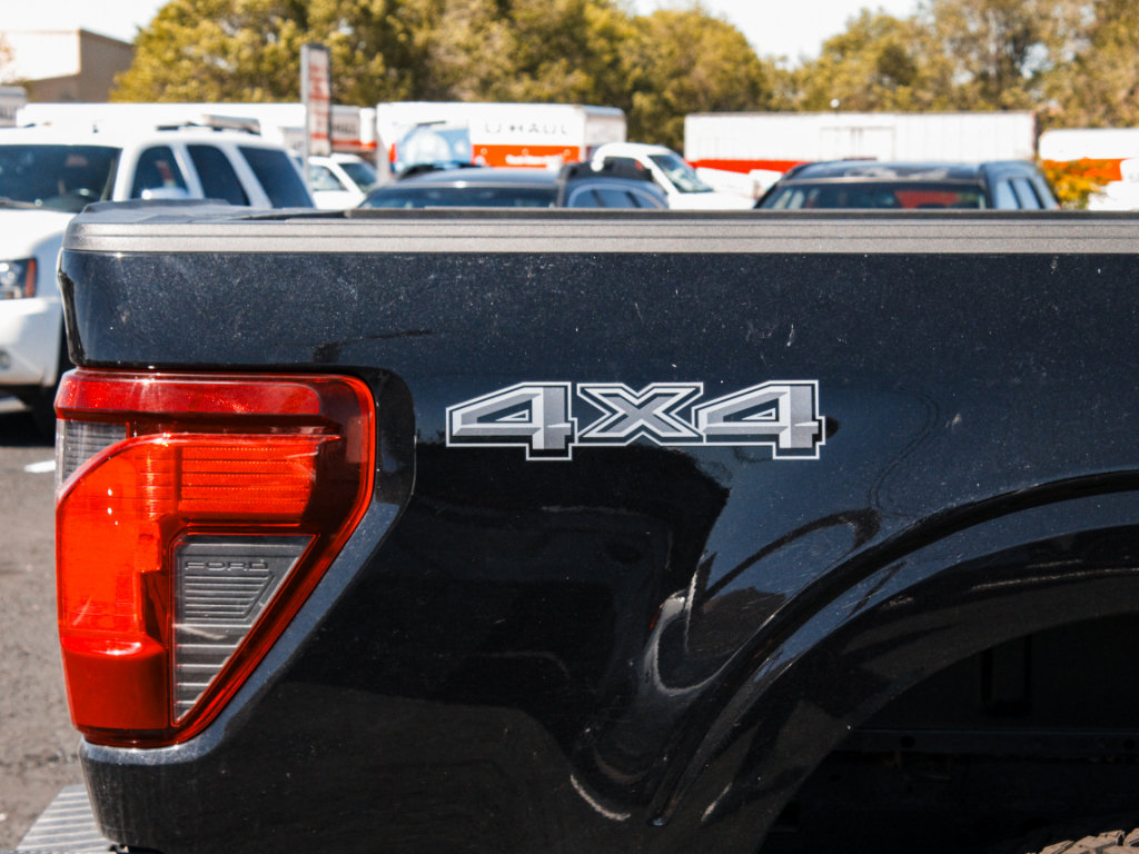 Used 2025 Ford F150 XLT w/ Equipment Group 301A Standard AWD/4WD image 5