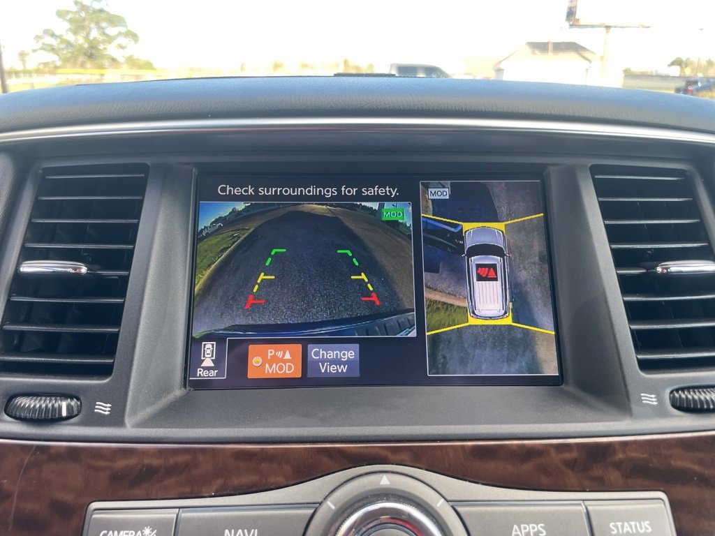 Used 2020 Nissan Armada SL image 24