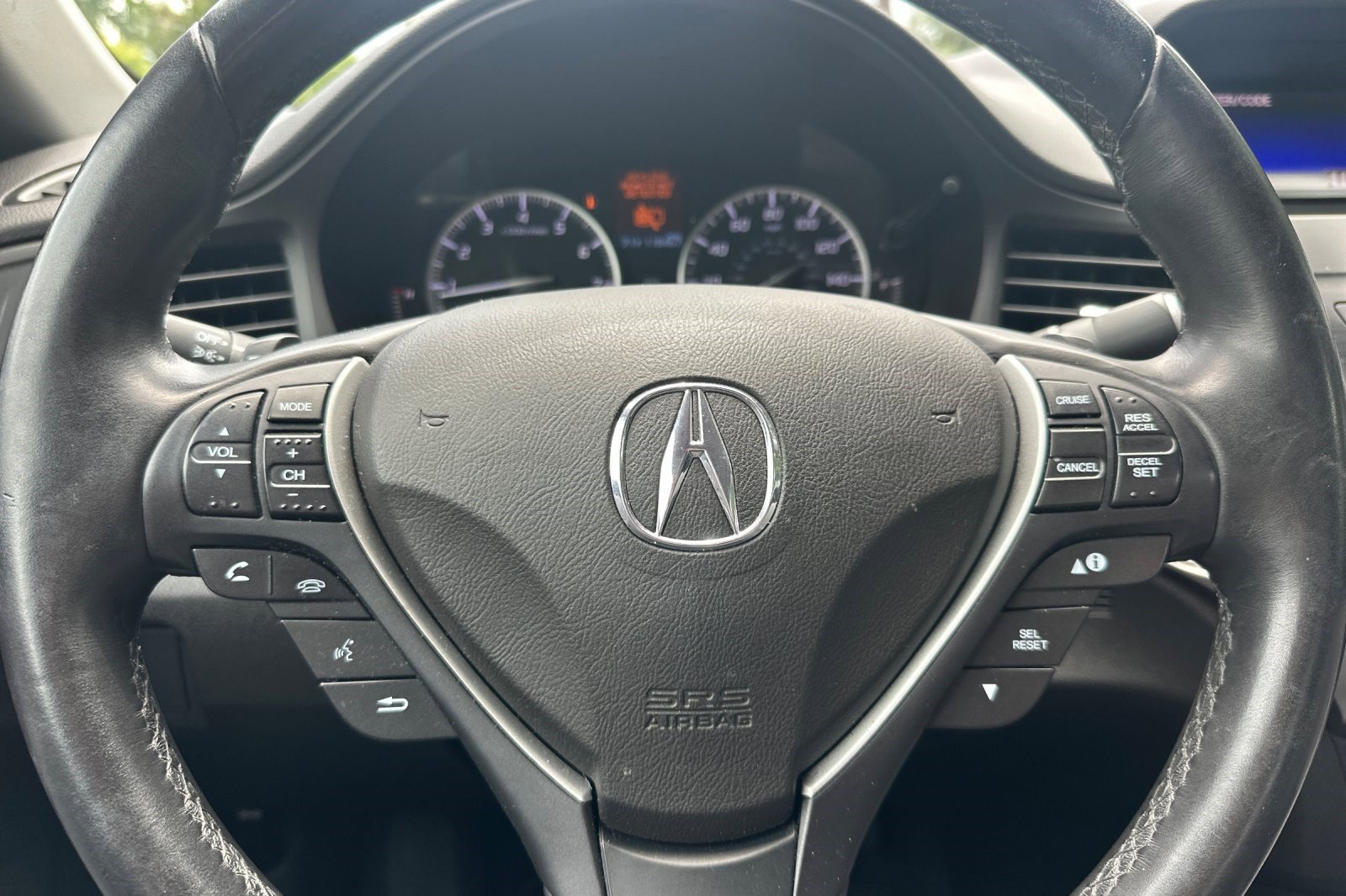 Used 2017 Acura ILX FWD image 25