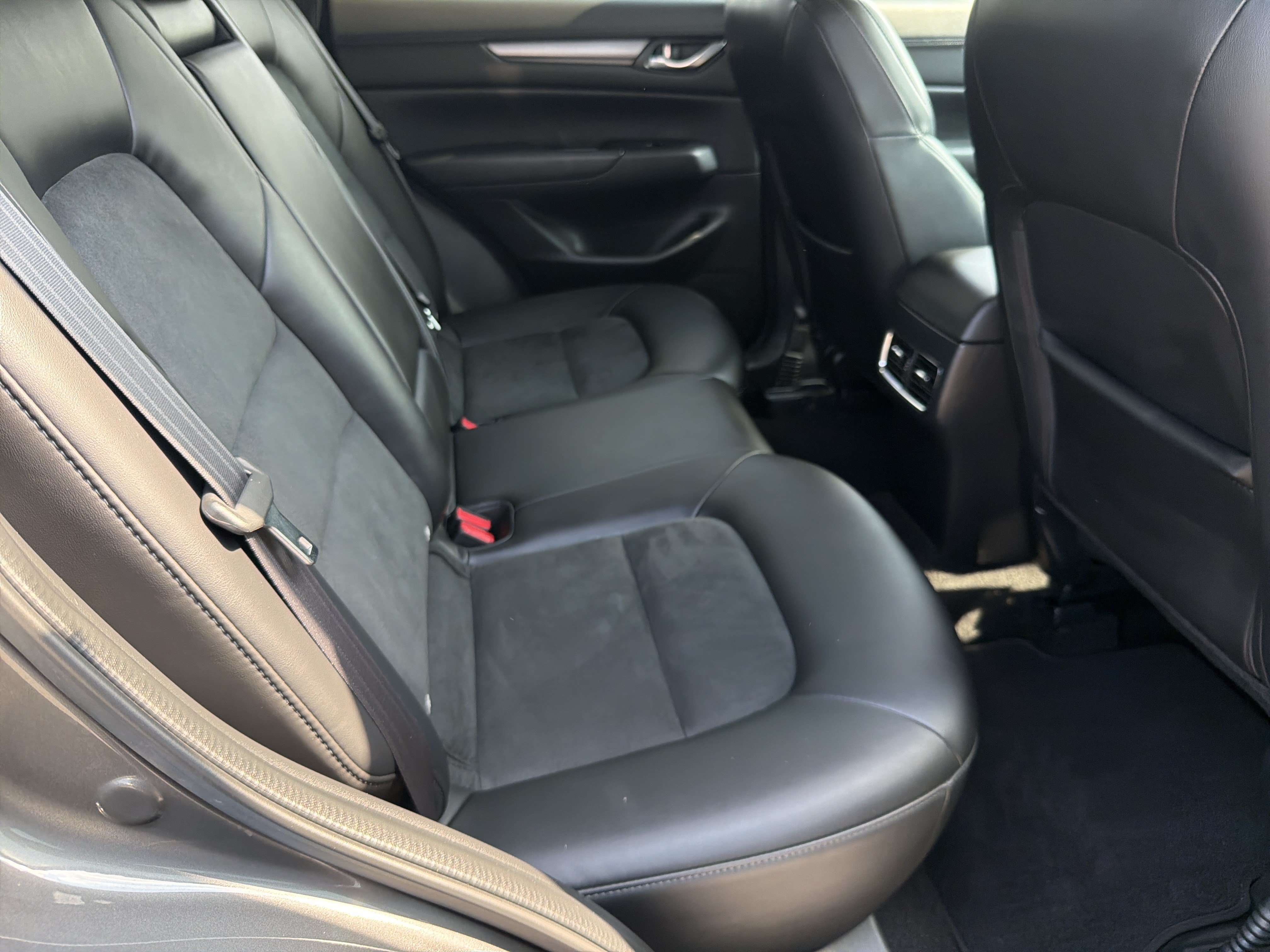 Used 2019 MAZDA CX-5 Touring FWD image 25