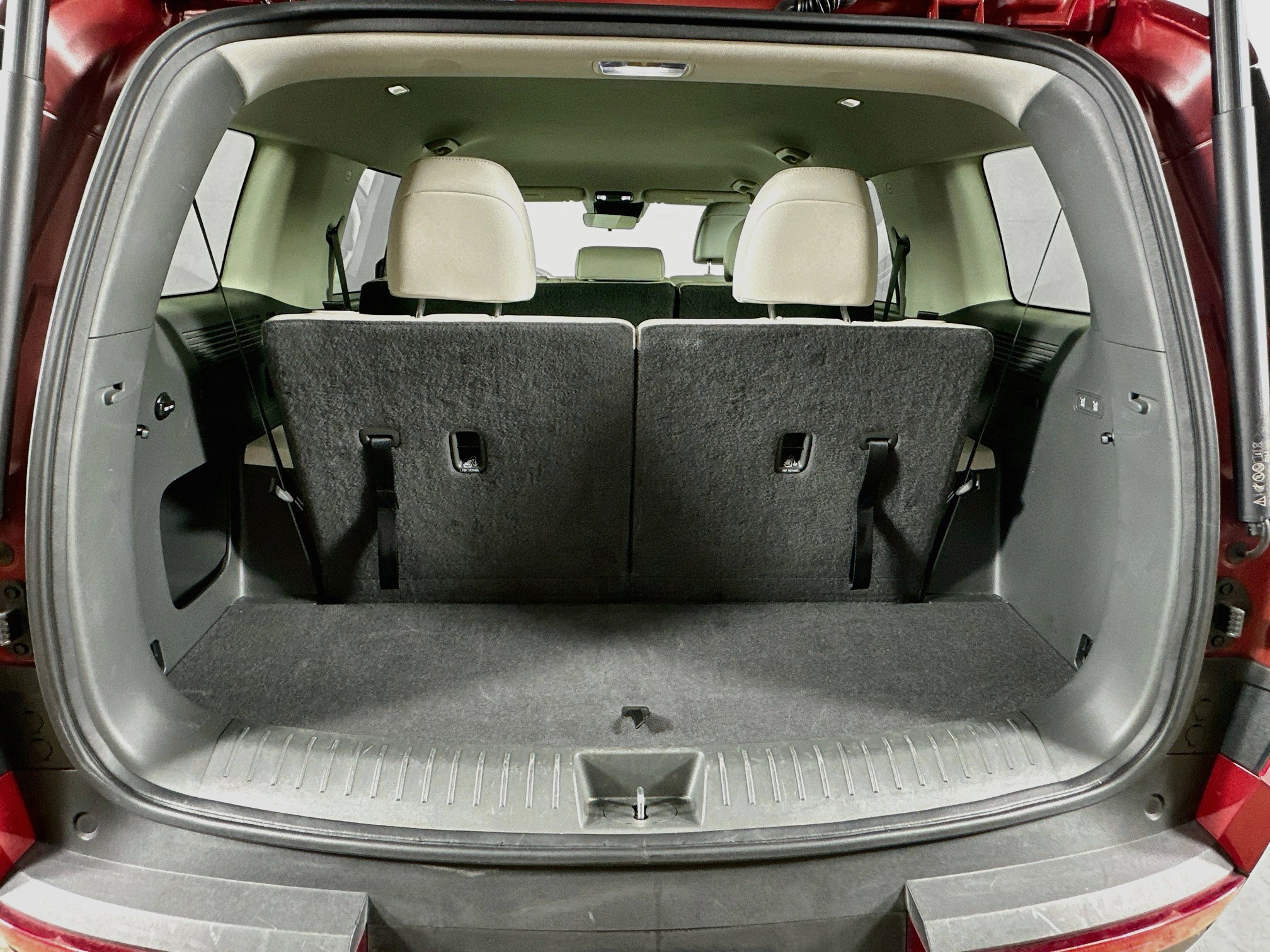 Used 2025 Hyundai Santa Fe SEL AWD/4WD image 28