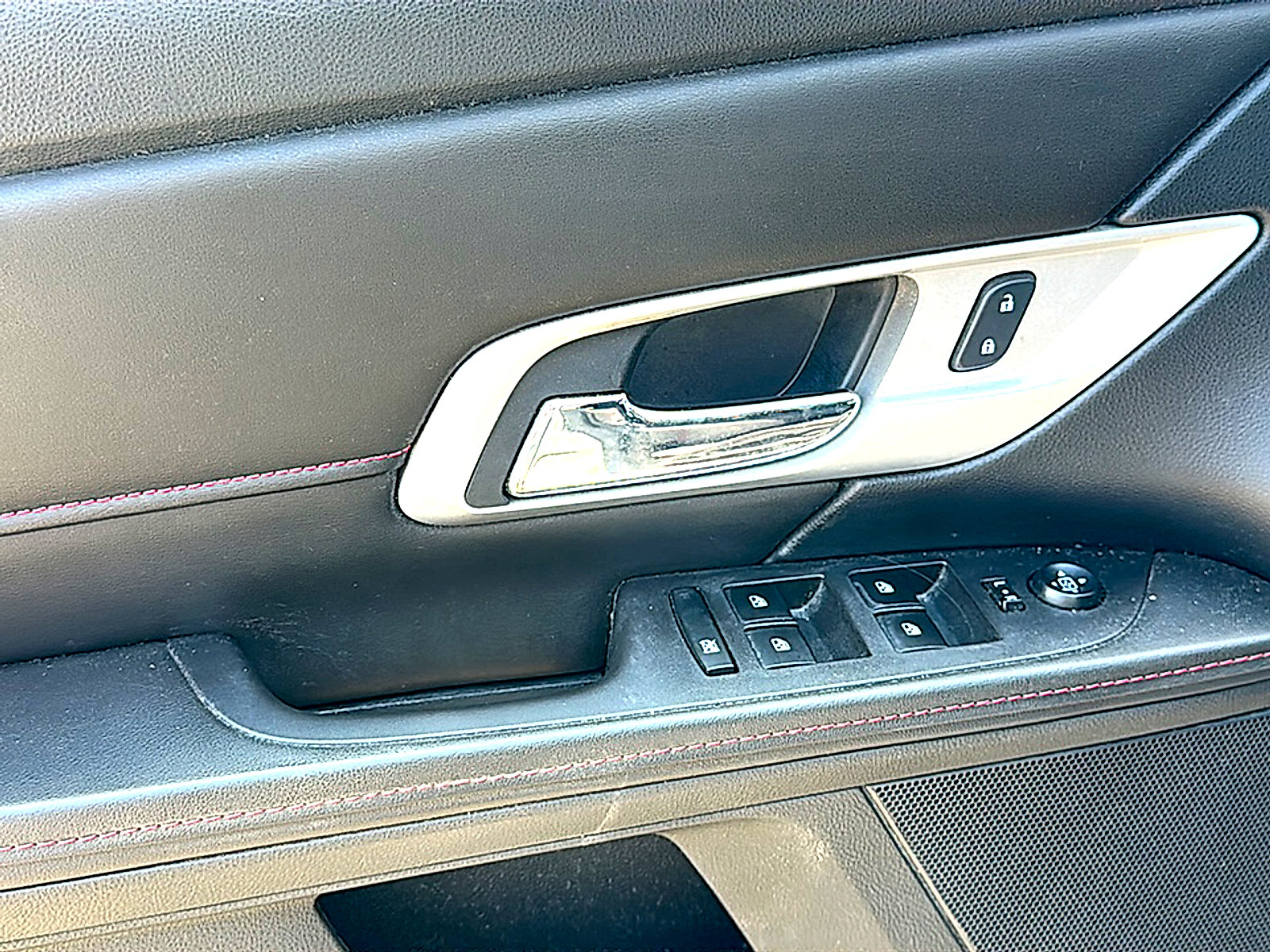Used 2014 GMC Terrain SLE FWD image 9