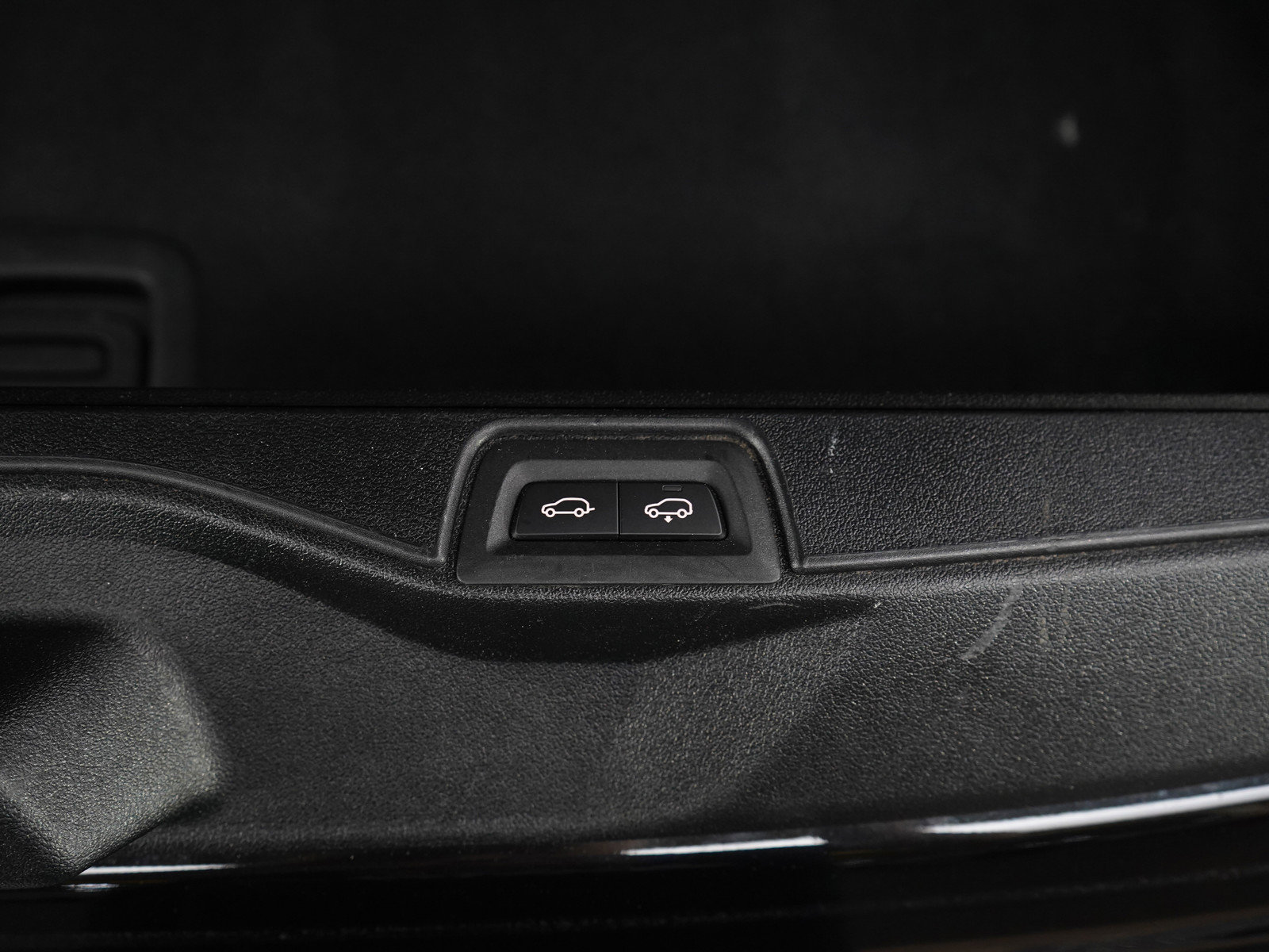 Used 2023 BMW X7 xDrive40i w/ Climate Comfort Package image 20