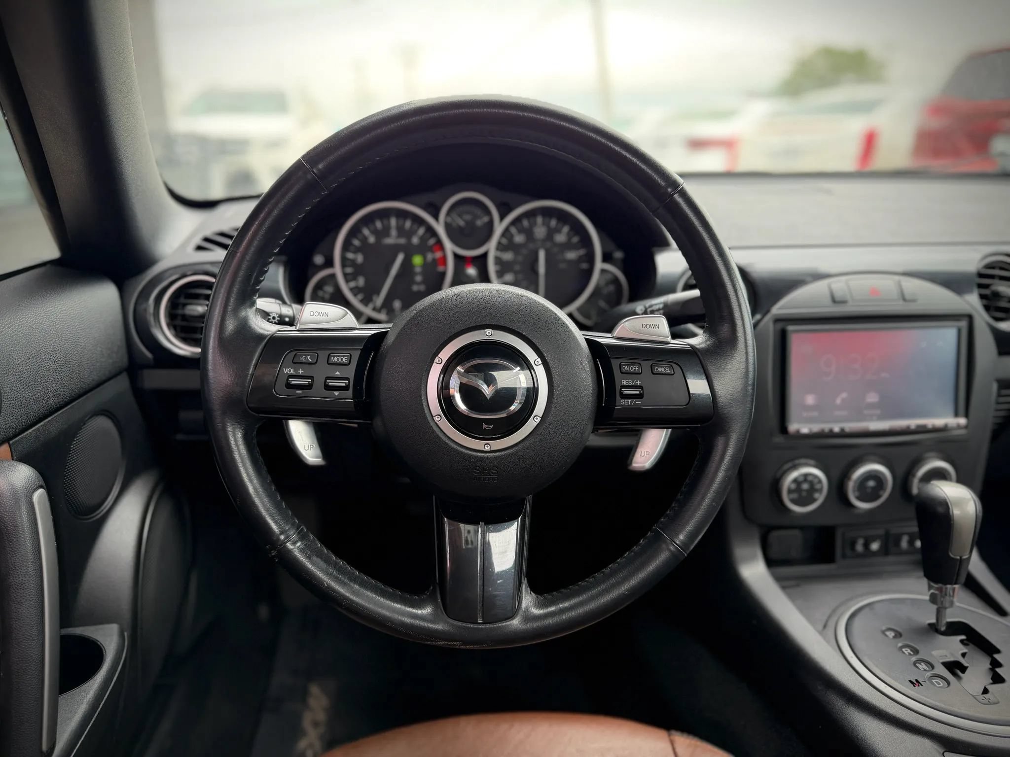 Used 2015 MAZDA MX-5 Miata Grand Touring w/ Premium Package RWD image 25