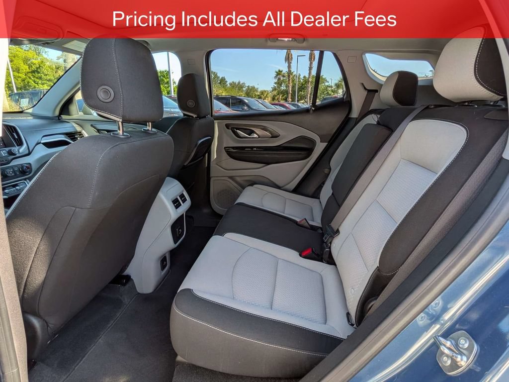 Used 2024 GMC Terrain SLE w/ Driver Convenience Package FWD image 14