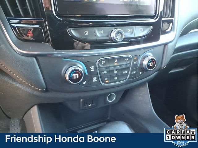 Used 2023 Chevrolet Traverse LT FWD image 27