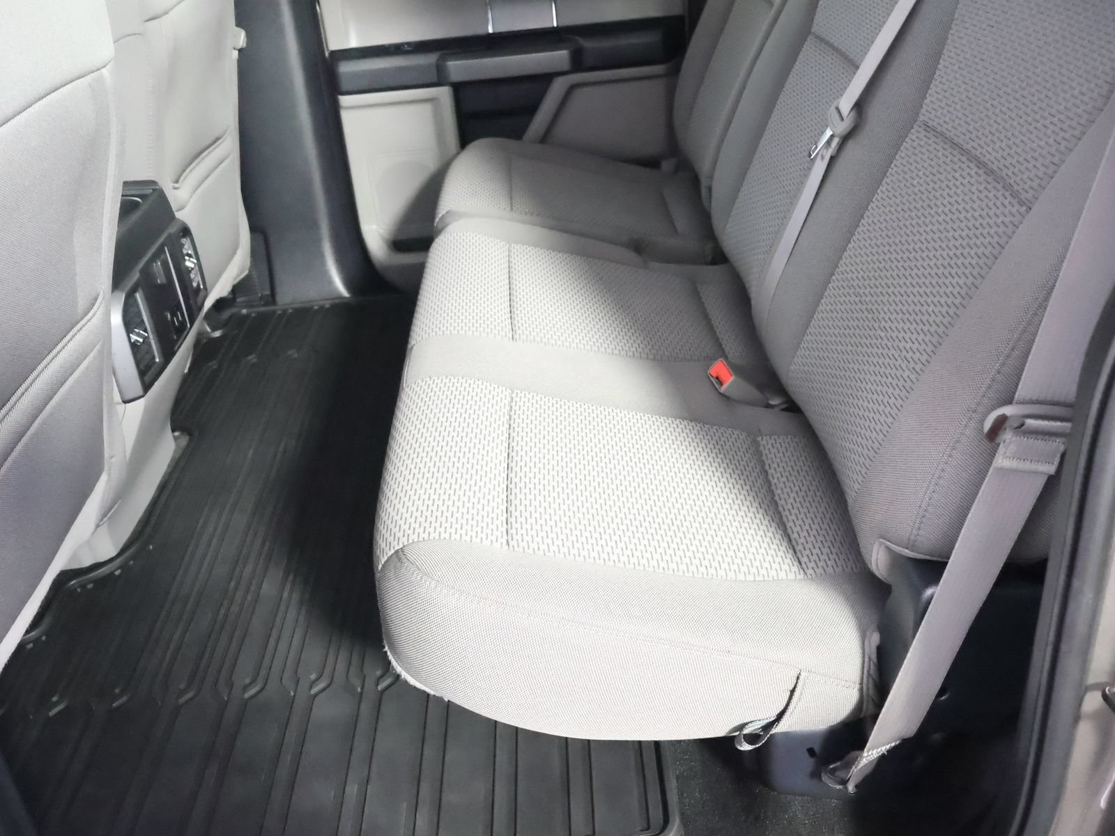 Used 2020 Ford F150 XLT w/ Equipment Group 302A Luxury AWD/4WD image 42