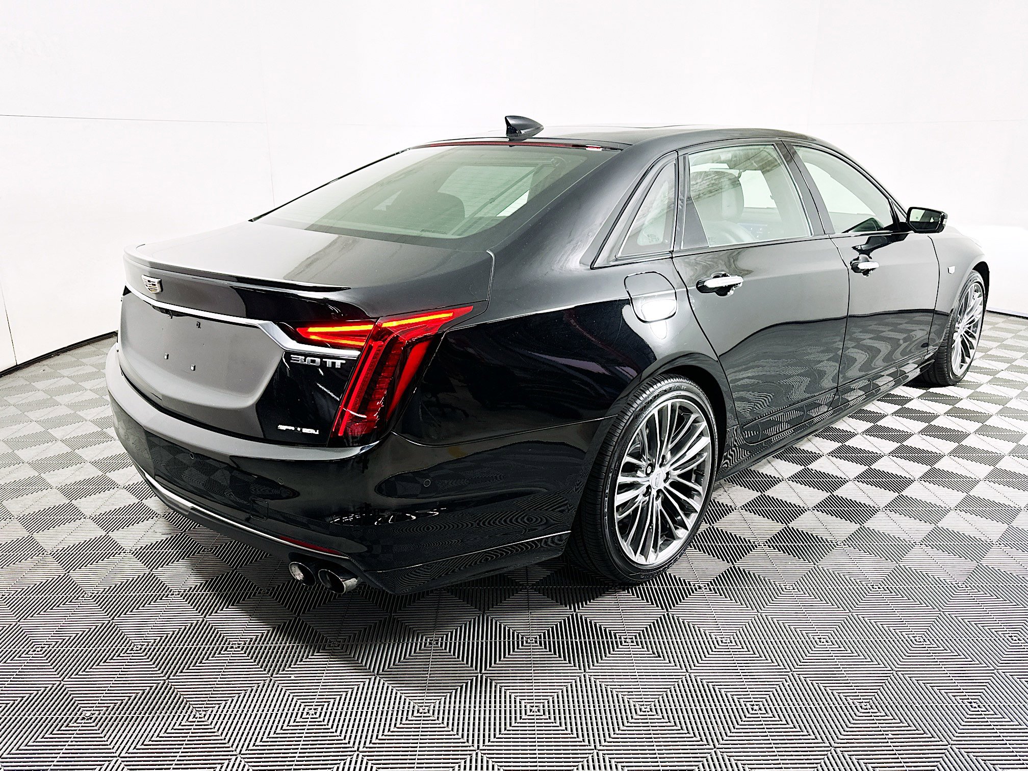 Used 2019 Cadillac CT6 Sport image 3