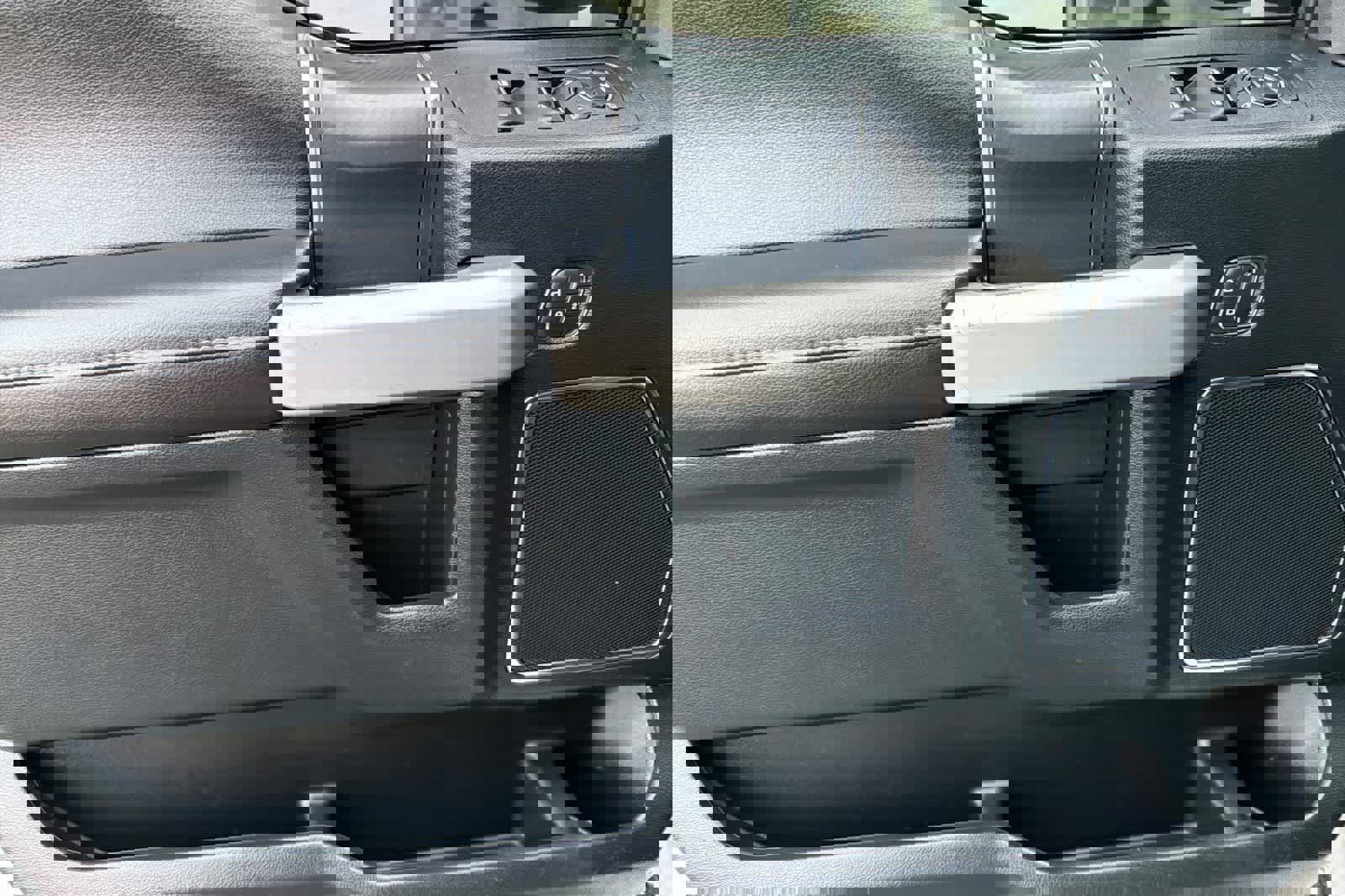 Used 2020 Ford F150 Lariat w/ Equipment Group 502A Luxury image 14