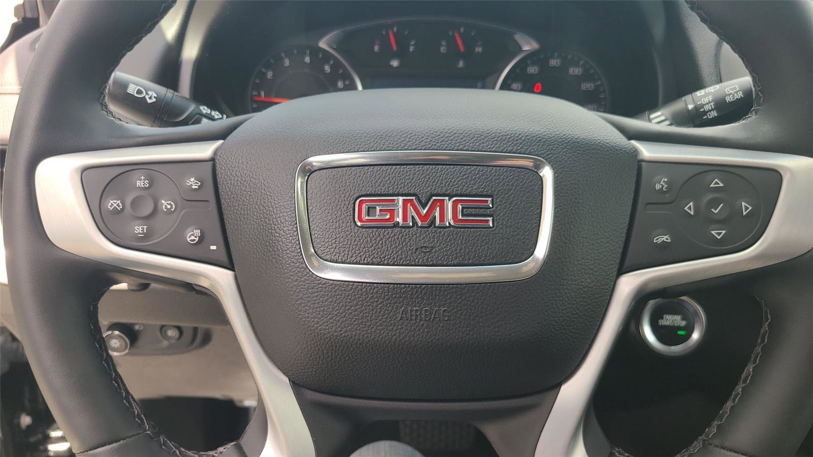 Used 2023 GMC Terrain SLT w/ Elevation Edition AWD/4WD image 15