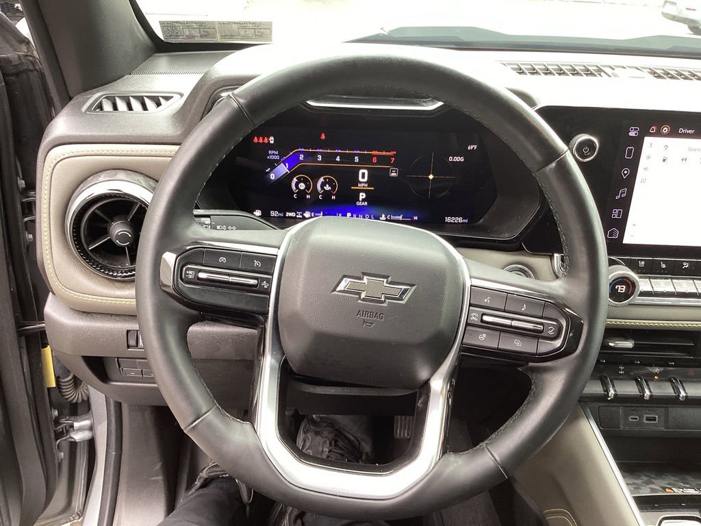 Used 2024 Chevrolet Colorado ZR2 w/ ZR2 Convenience Package III image 15