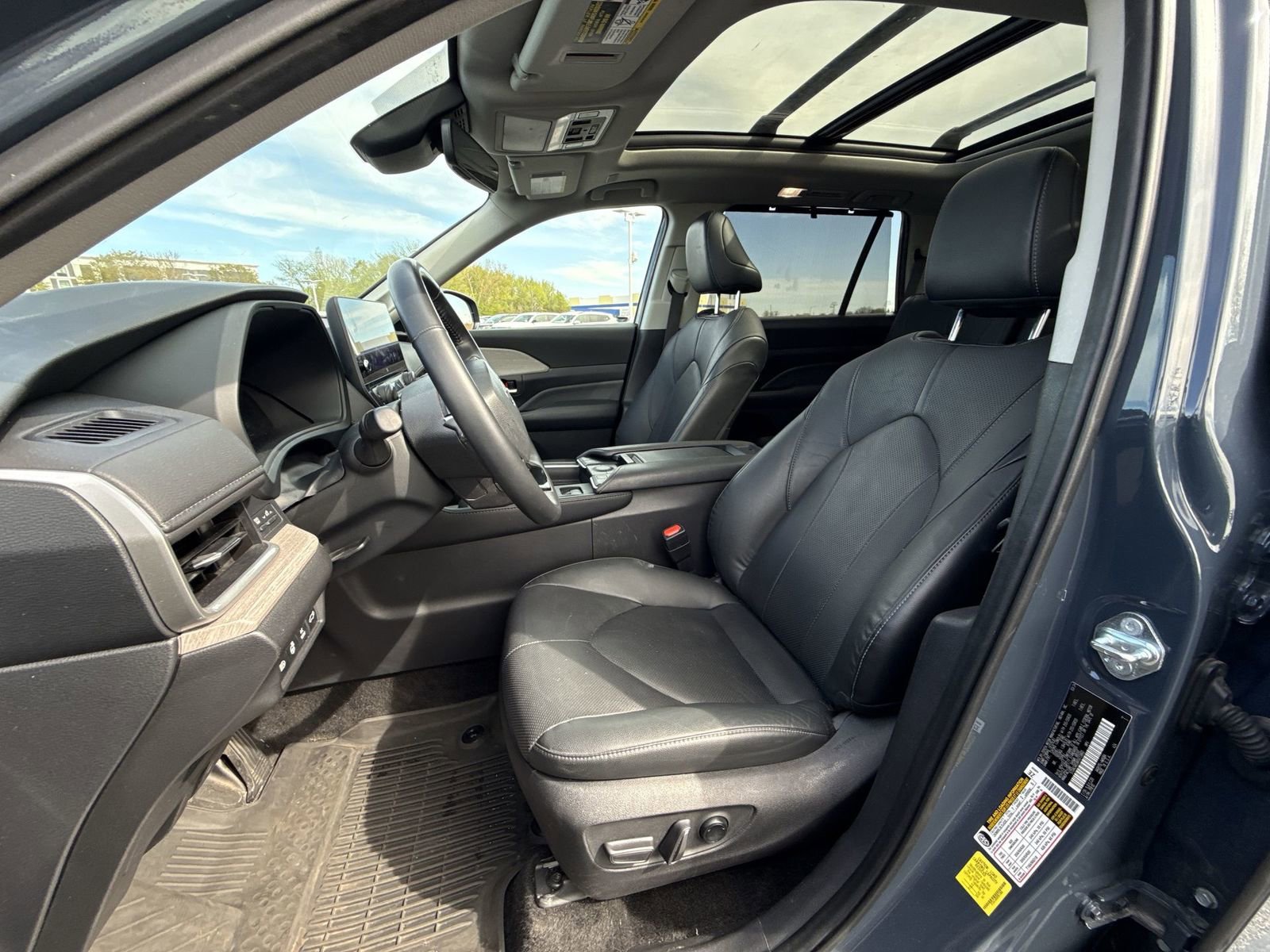 Used 2024 Toyota Grand Highlander AWD Hybrid image 13
