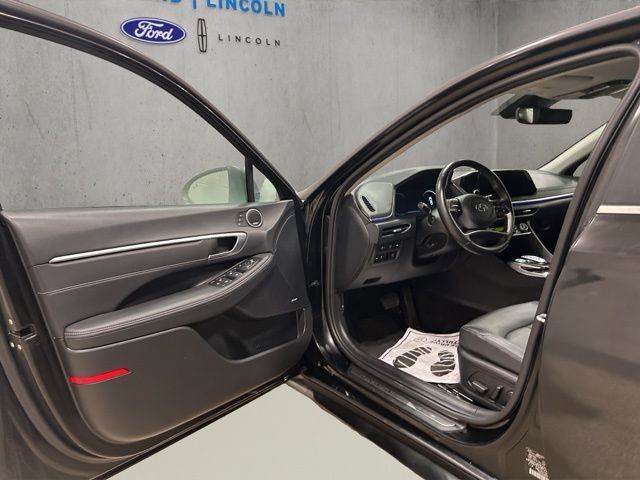 Used 2022 Hyundai Sonata Limited image 10