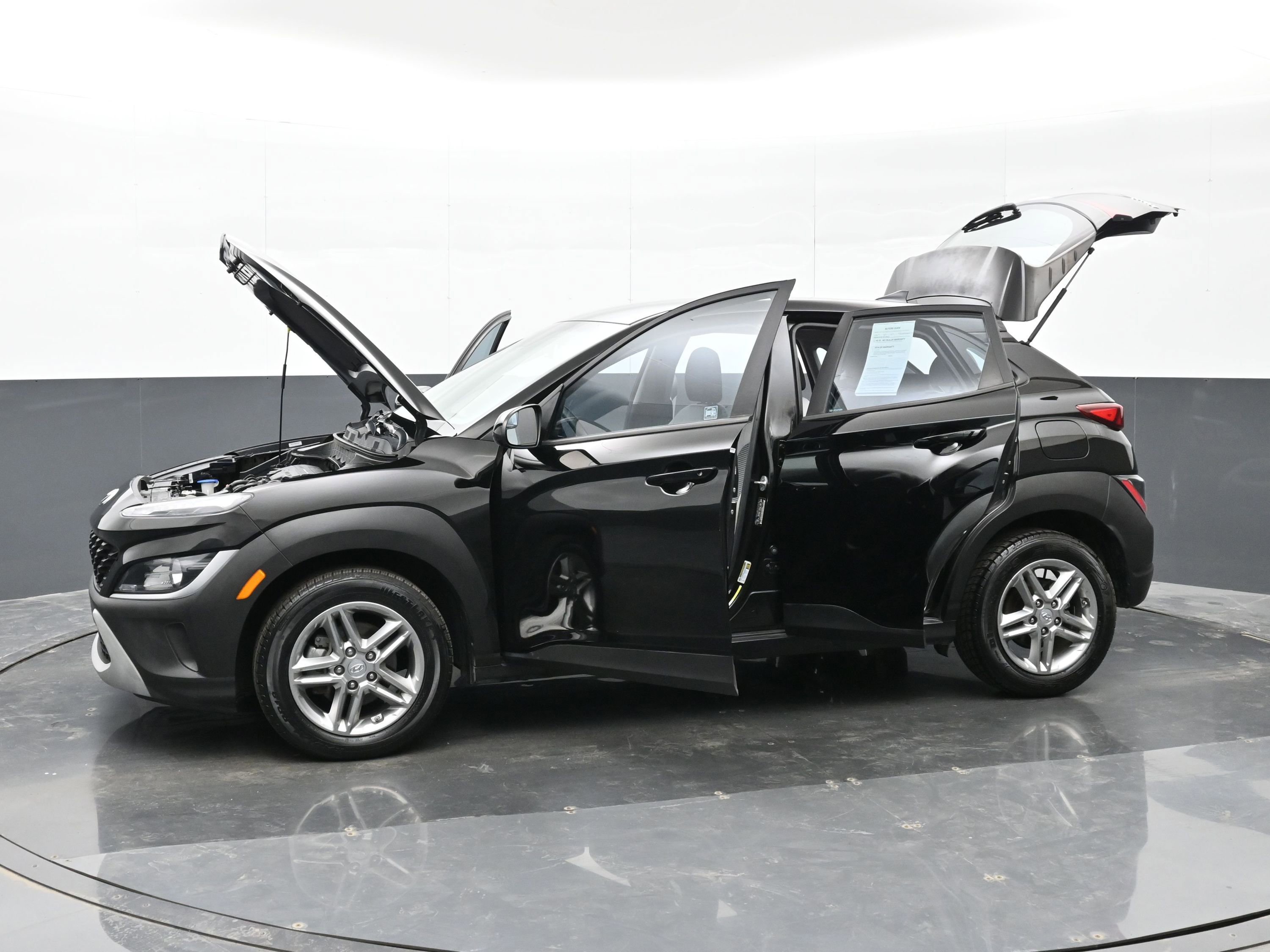 Certified 2022 Hyundai Kona SE image 48