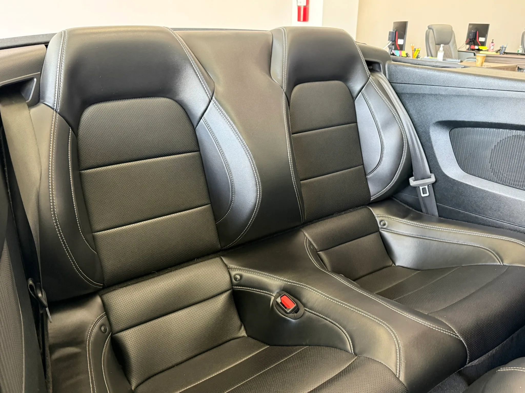Used 2022 Ford Mustang Premium w/ Equipment Group 201A RWD image 29