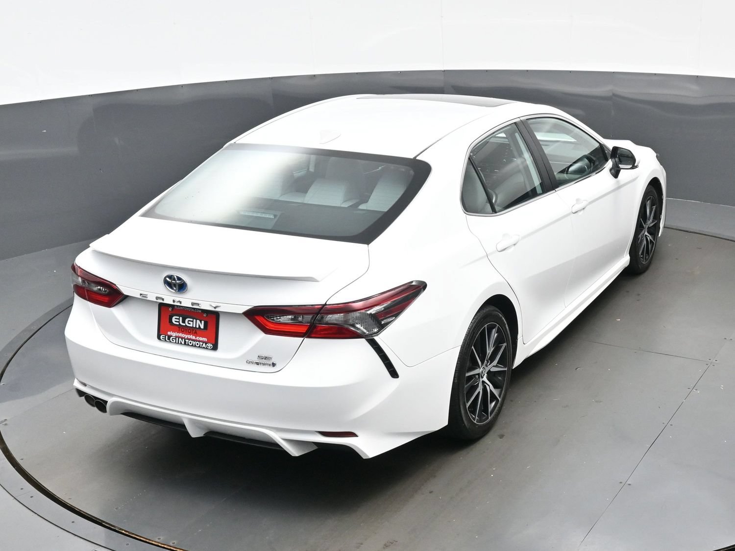 Used 2024 Toyota Camry SE w/ Audio Upgrade Package FWD image 42