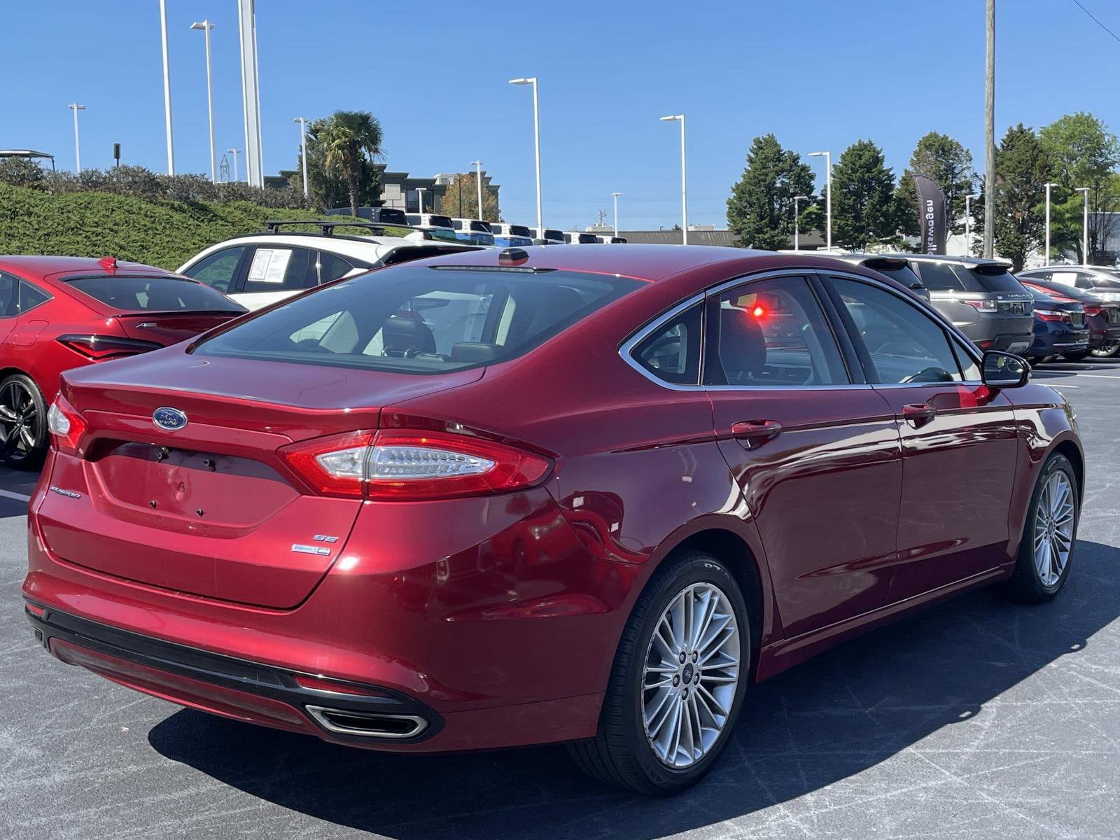 Used 2015 Ford Fusion SE w/ Equipment Group 202A AWD/4WD image 7