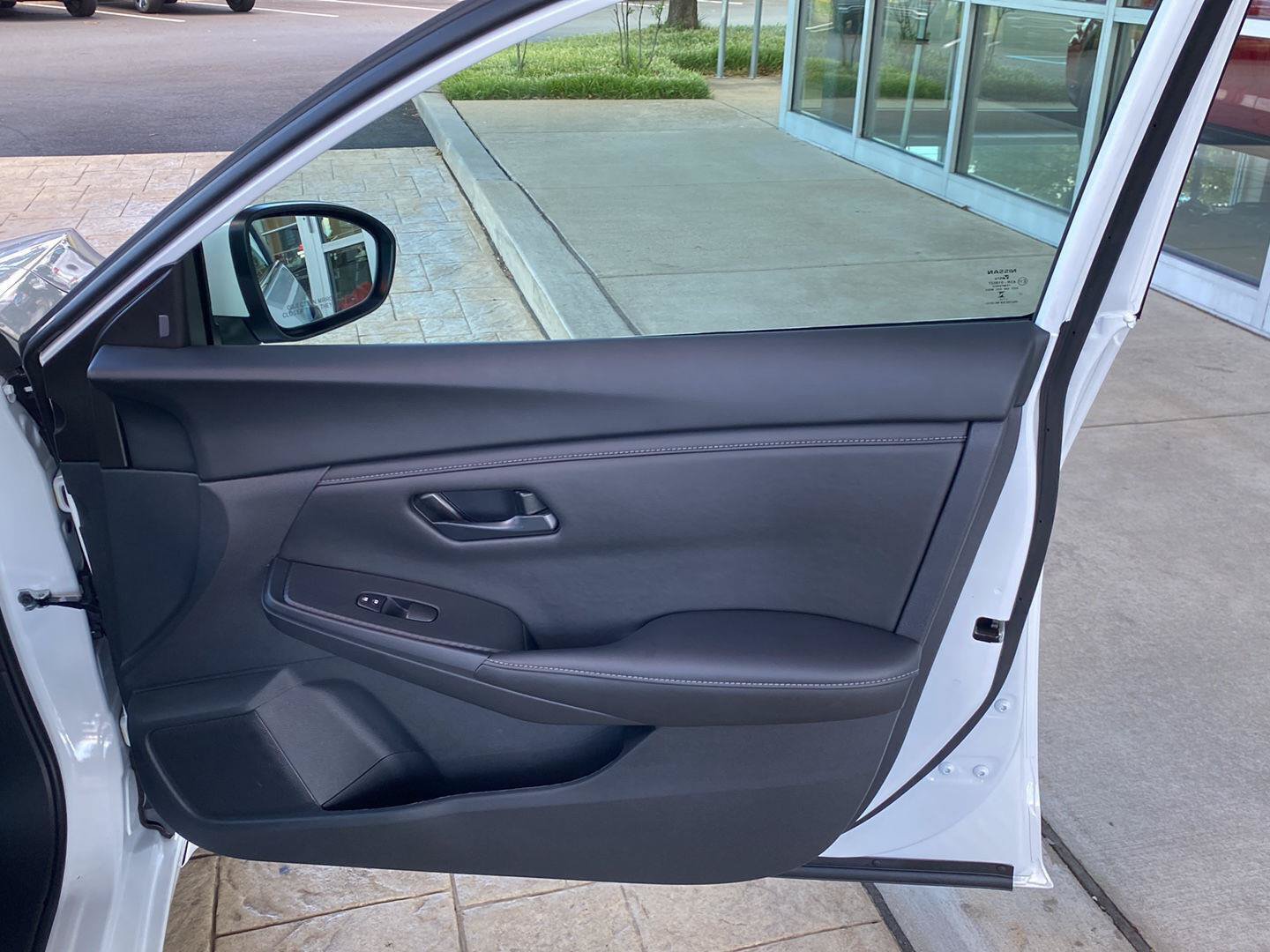 Certified 2025 Nissan Sentra S FWD image 21