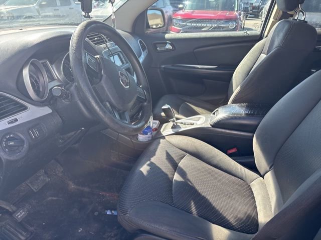 Used 2017 Dodge Journey SE image 3