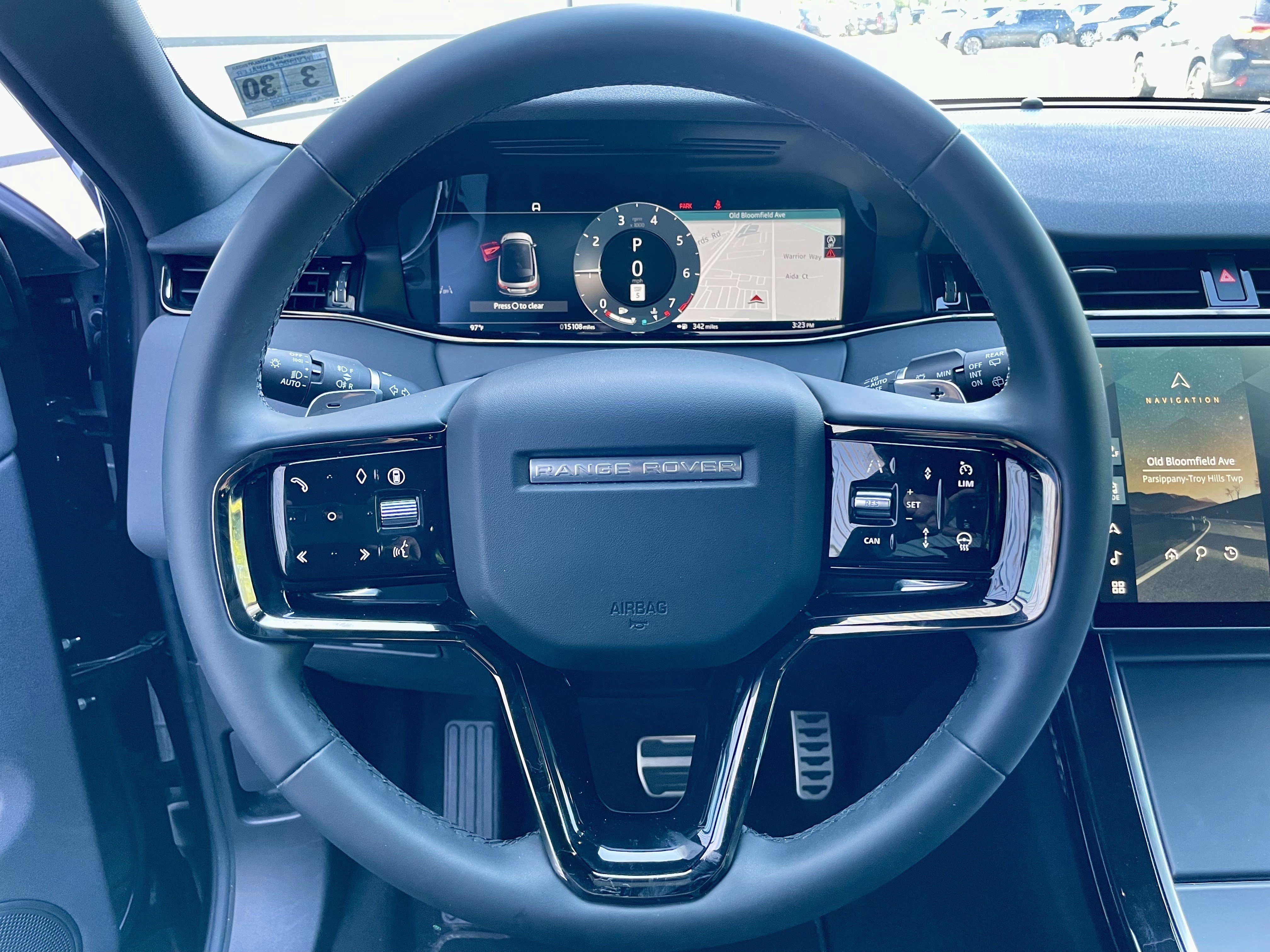 Certified 2025 Land Rover Range Rover Evoque Dynamic SE AWD/4WD image 21