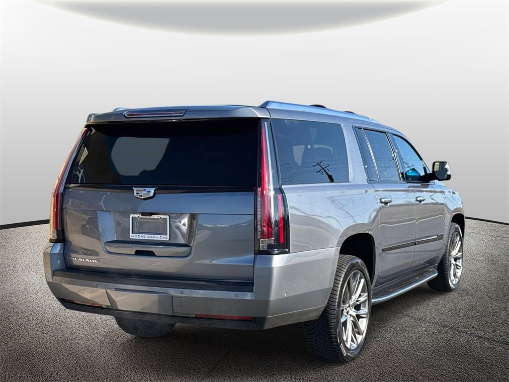 Used 2020 Cadillac Escalade ESV Luxury w/ Escalade Sport Edition image 2
