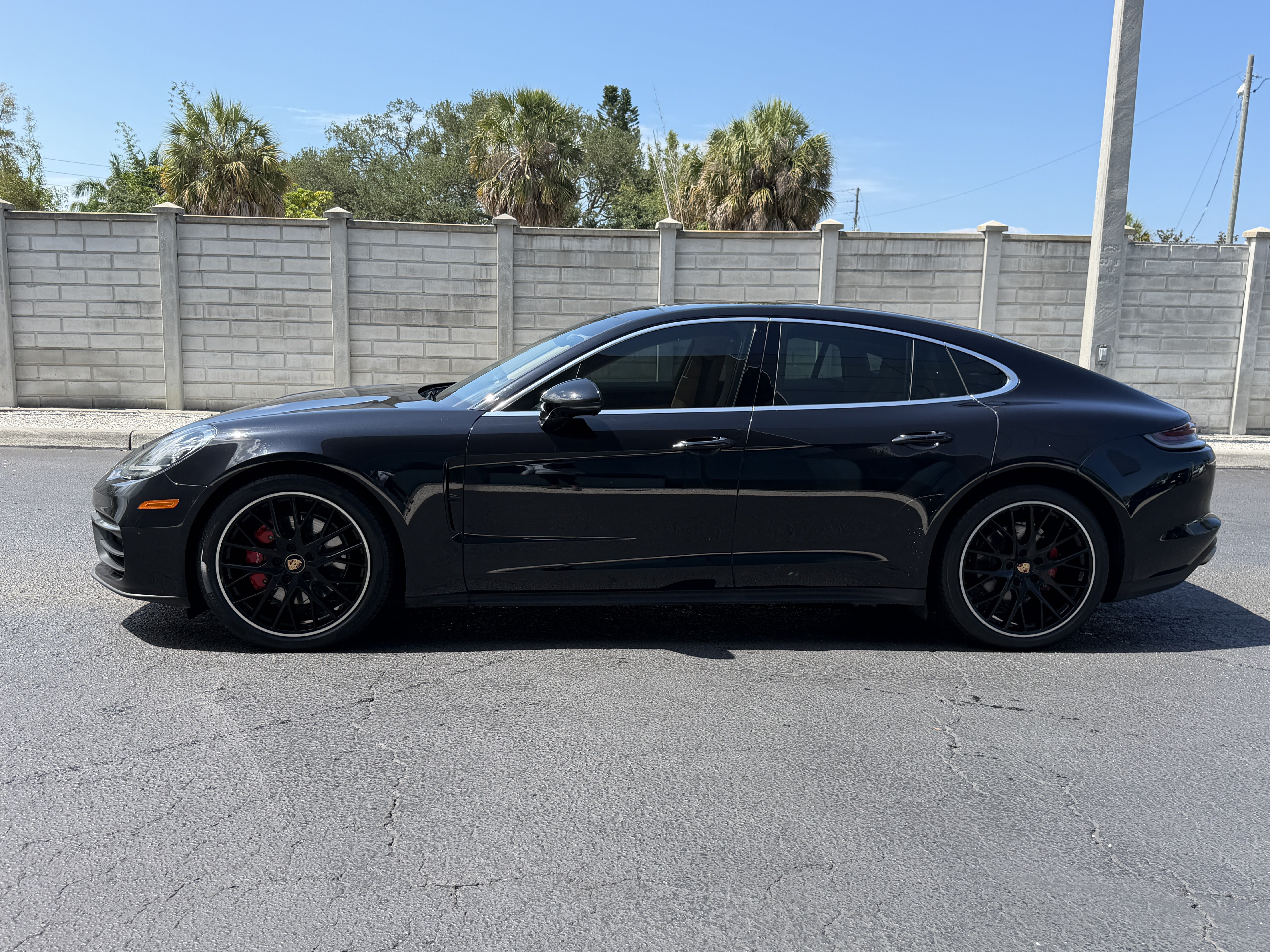 Certified 2021 Porsche Panamera 4S AWD/4WD image 2