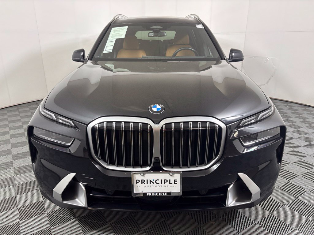 Certified 2023 BMW X7 xDrive40i w/ Executive Package AWD/4WD image 3