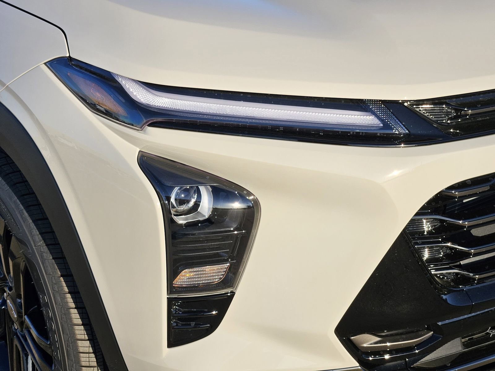 New 2026 Chevrolet Trax ACTIV w/ Sunroof Package image 9