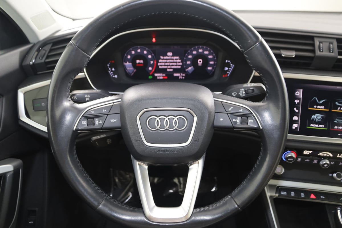 Used 2019 Audi Q3 2.0T Premium w/ Convenience Package AWD/4WD image 32