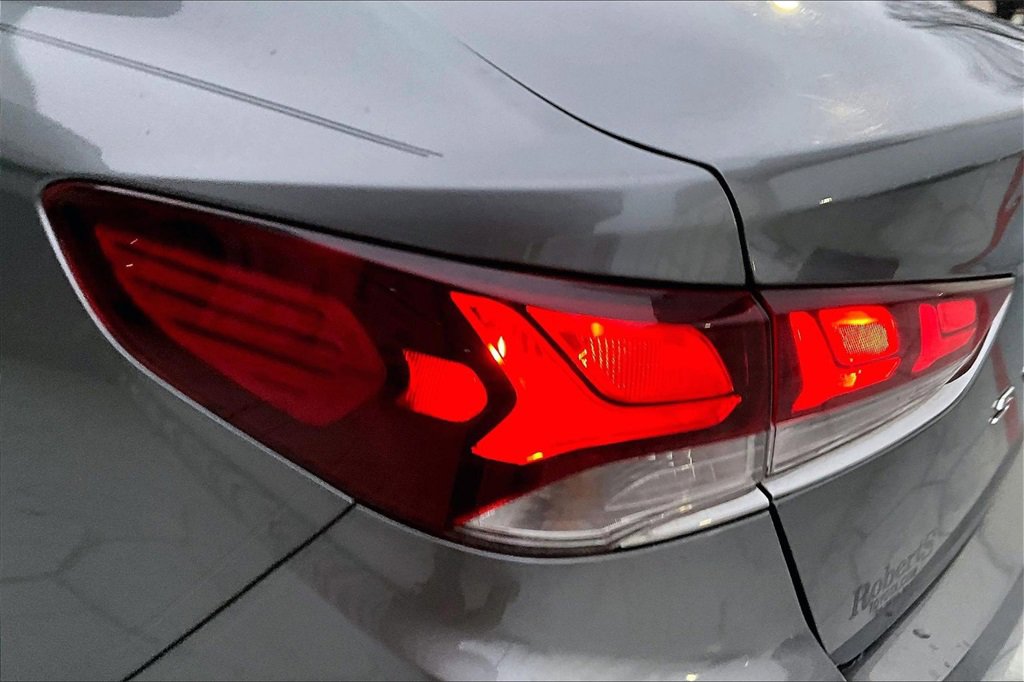 Used 2018 Hyundai Sonata SEL image 19