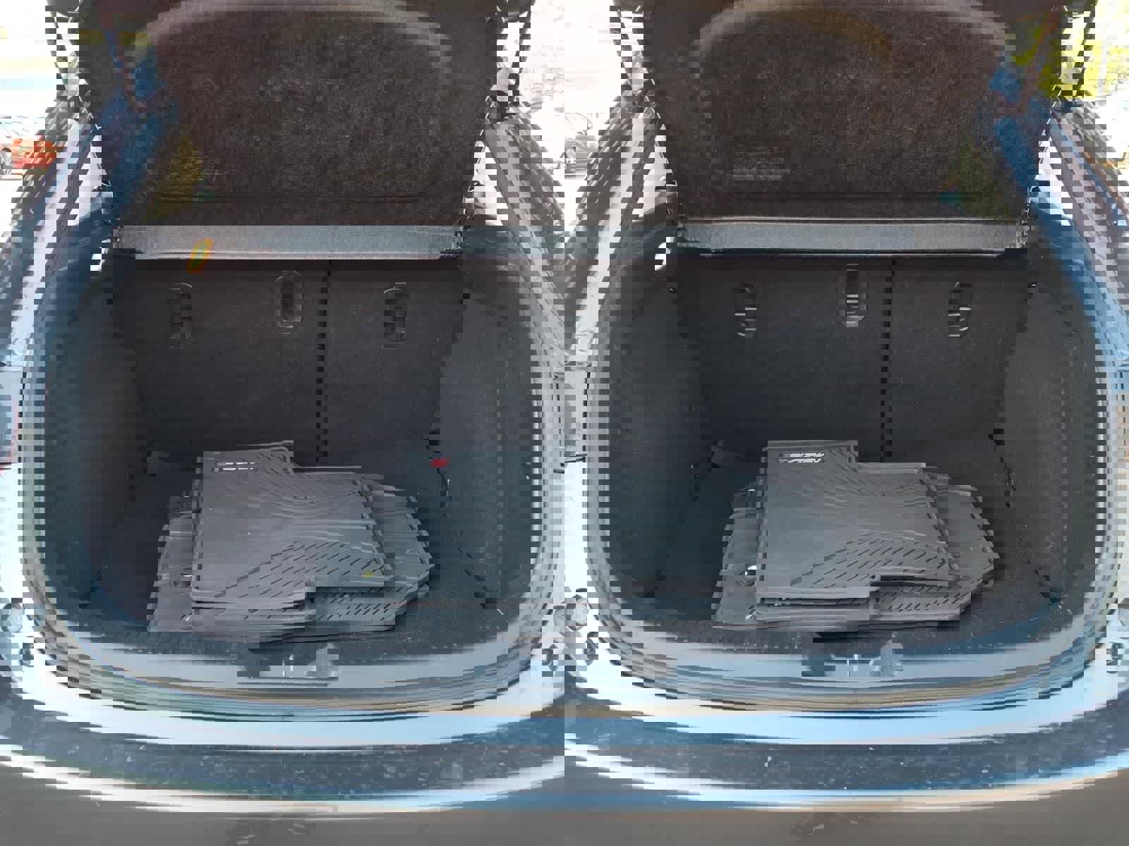 Used 2014 MAZDA MAZDA3 s Grand Touring w/ Technology Package FWD image 6