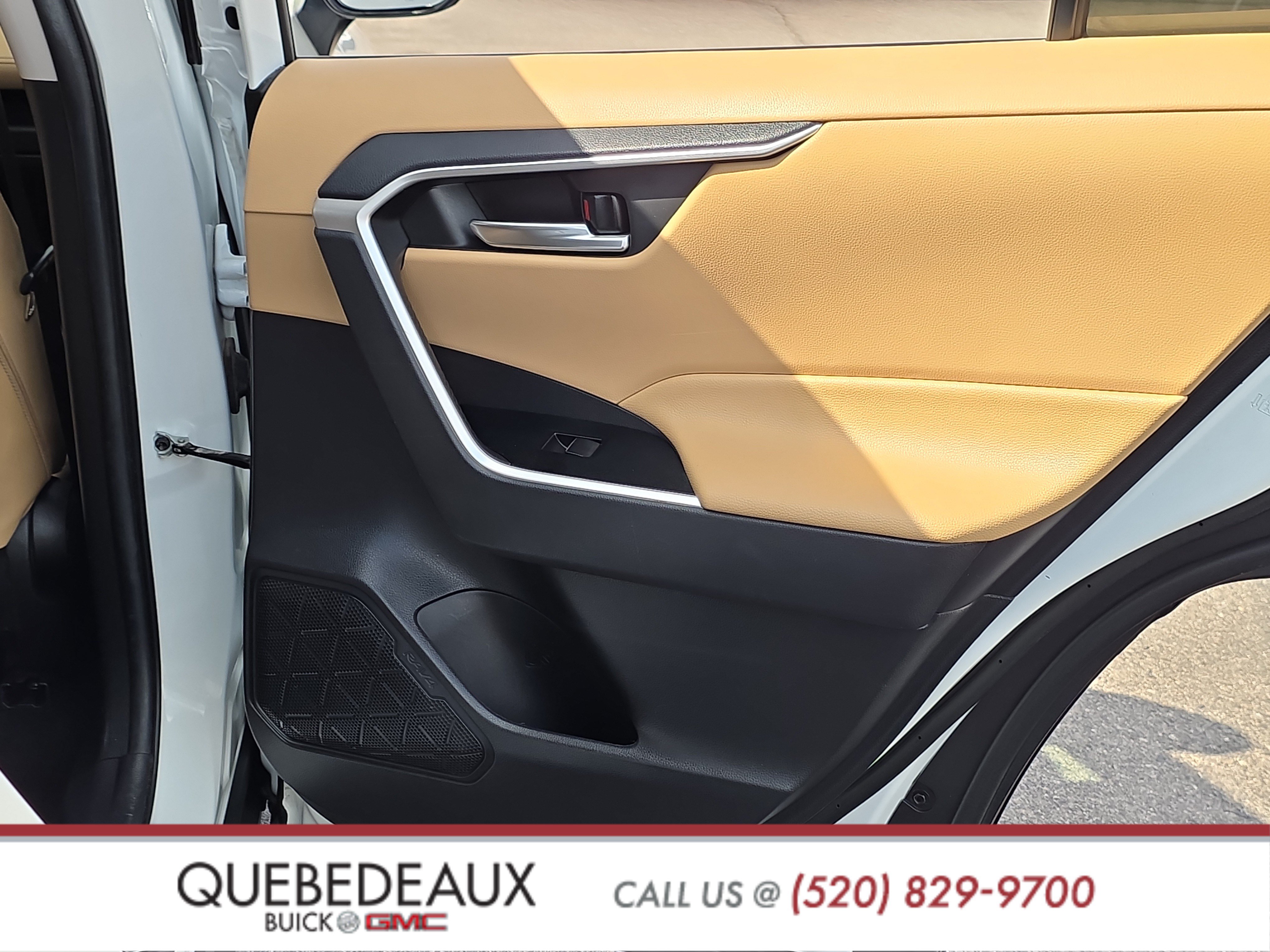 Used 2021 Toyota RAV4 XLE Premium FWD image 25