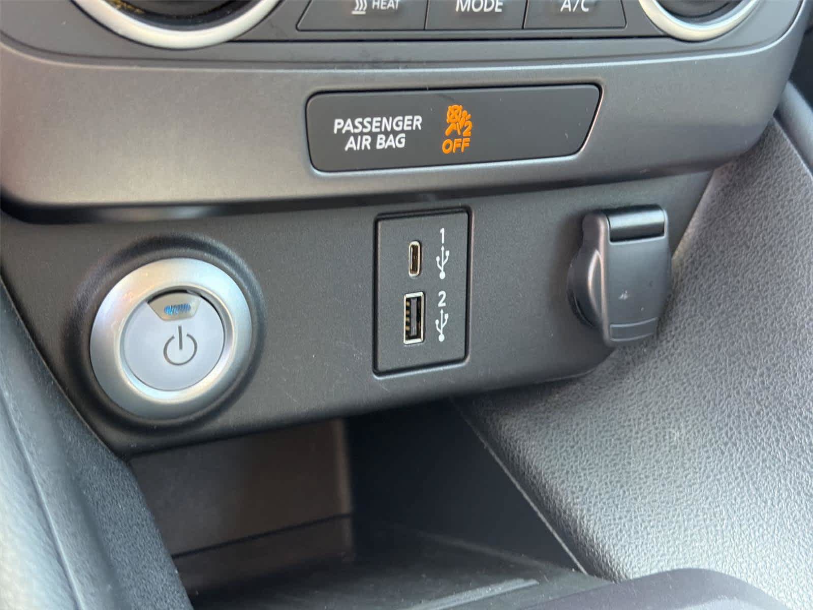 Used 2025 Nissan Leaf S FWD image 35