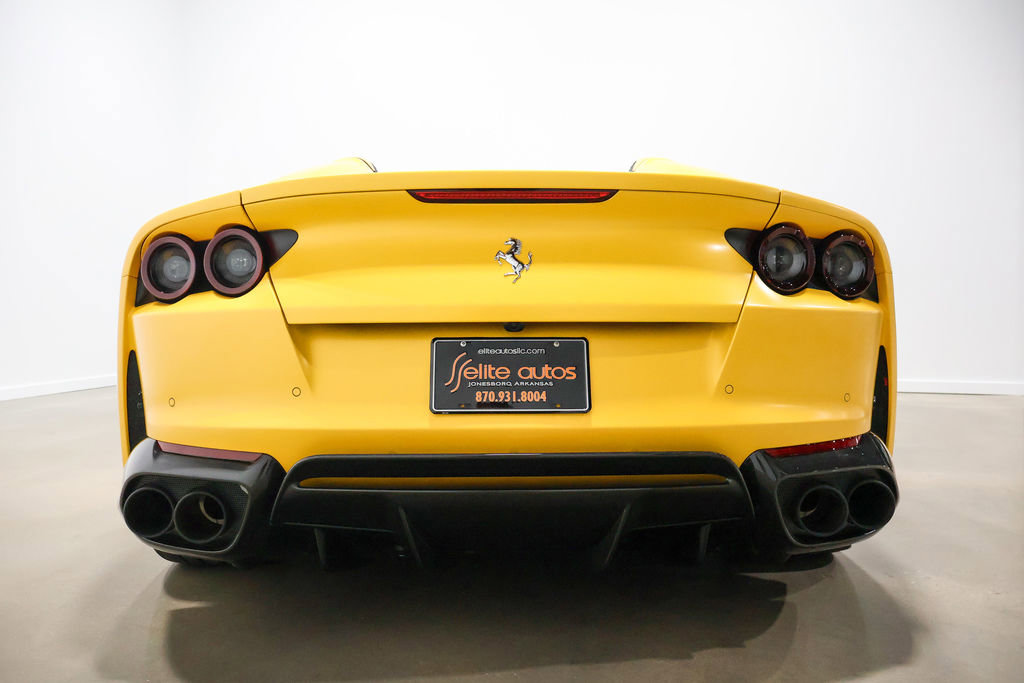 Used 2022 Ferrari 812 GTS image 82