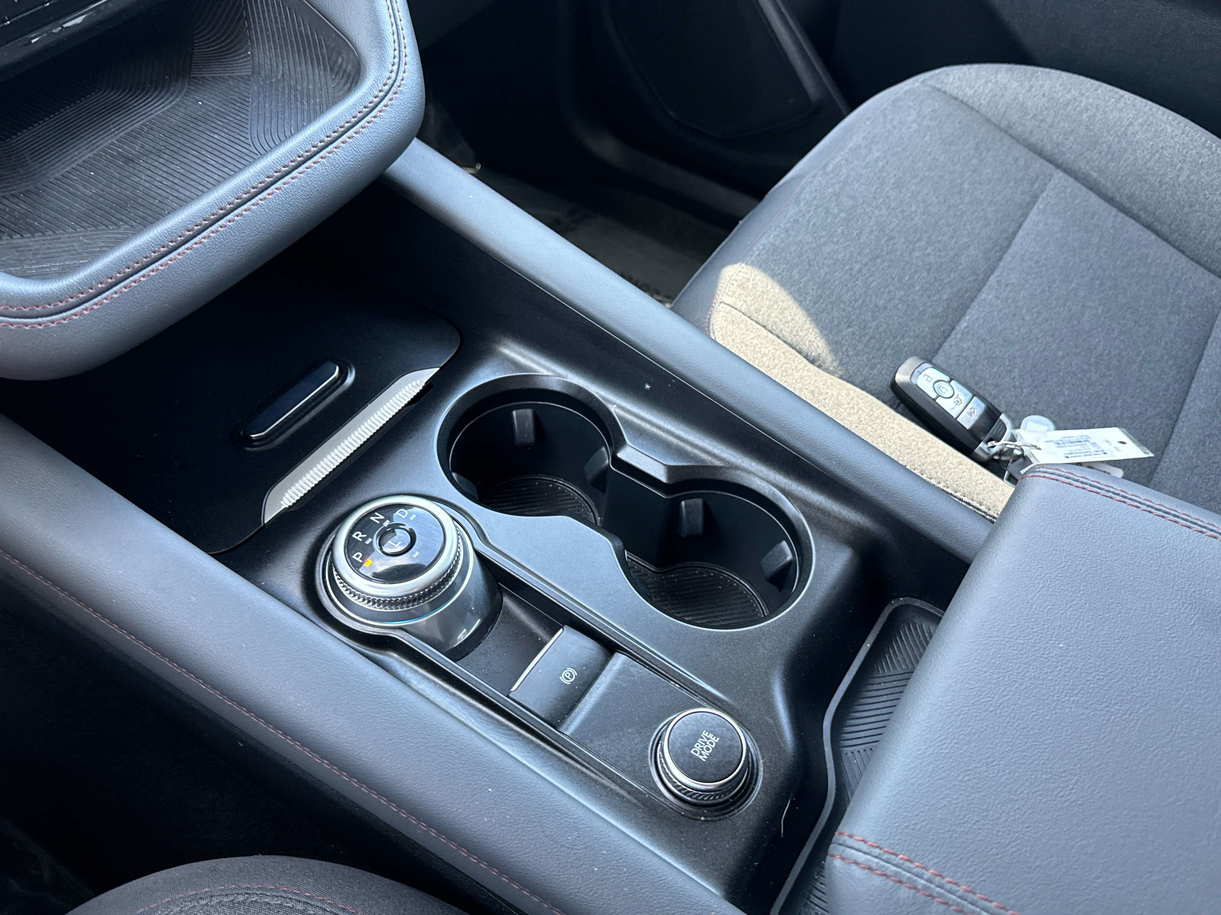 Used 2025 Ford Explorer Active image 21